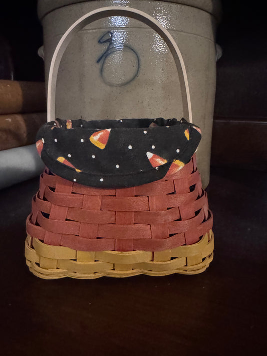 Longaberger 2010 Halloween Candy Corn Basket