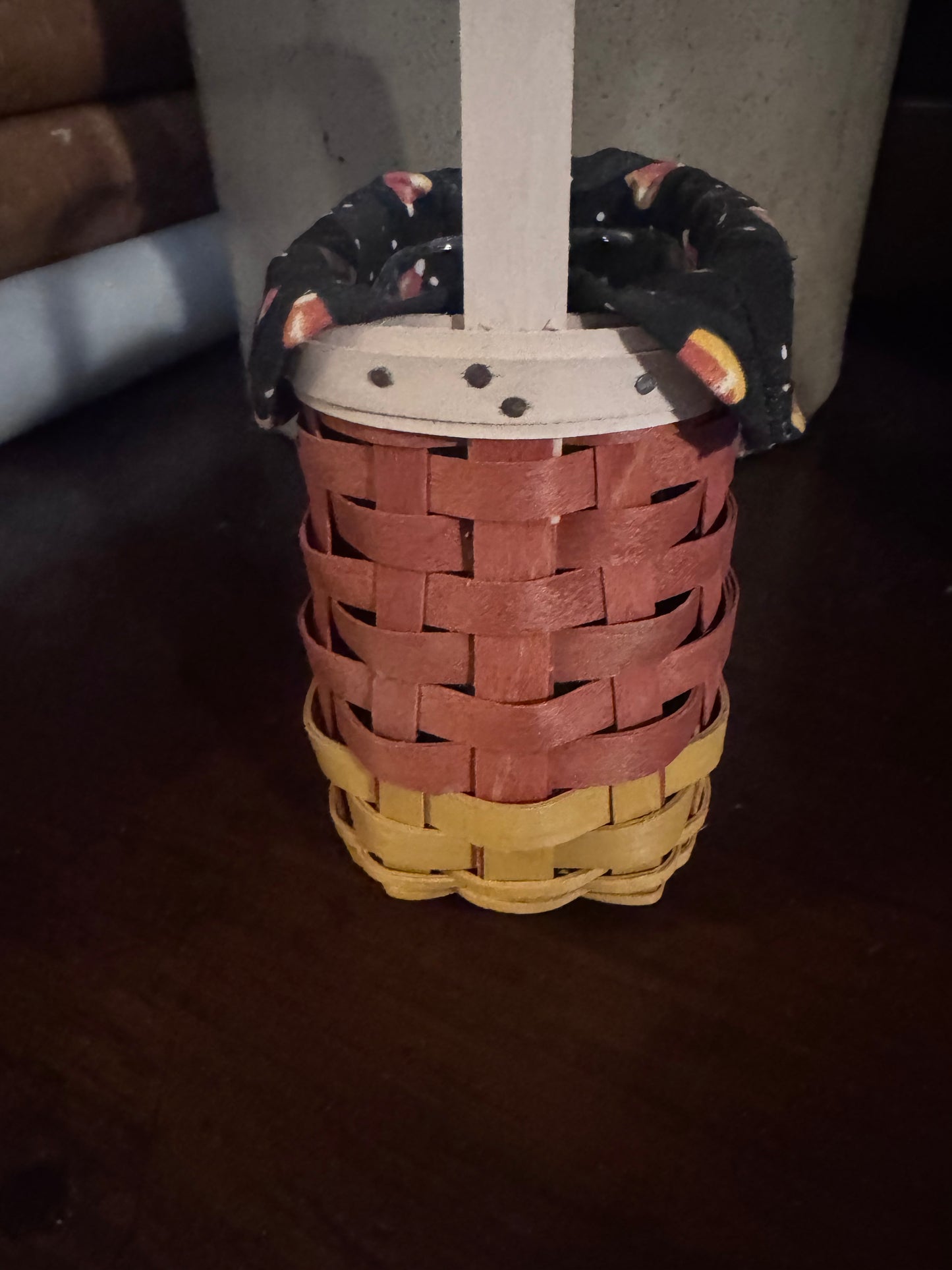 Longaberger 2010 Halloween Candy Corn Basket